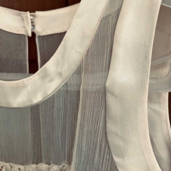 BCBG π― Silk Lace Chiffon Satin Cocktail Dress Sz 4 Cream - Picture 6 of 15